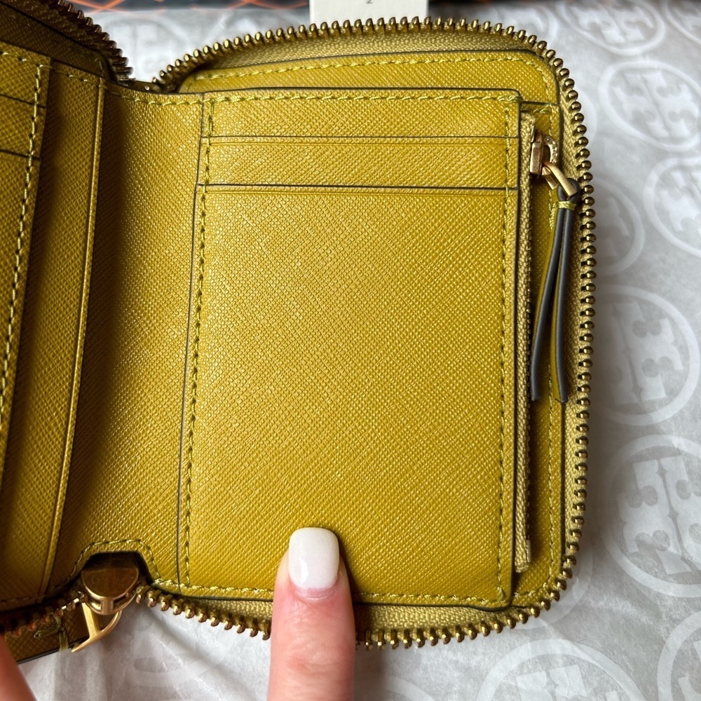 Tory Burch Emerson Medium Wallet Island Palm Gold Green - Picture 6 of 9